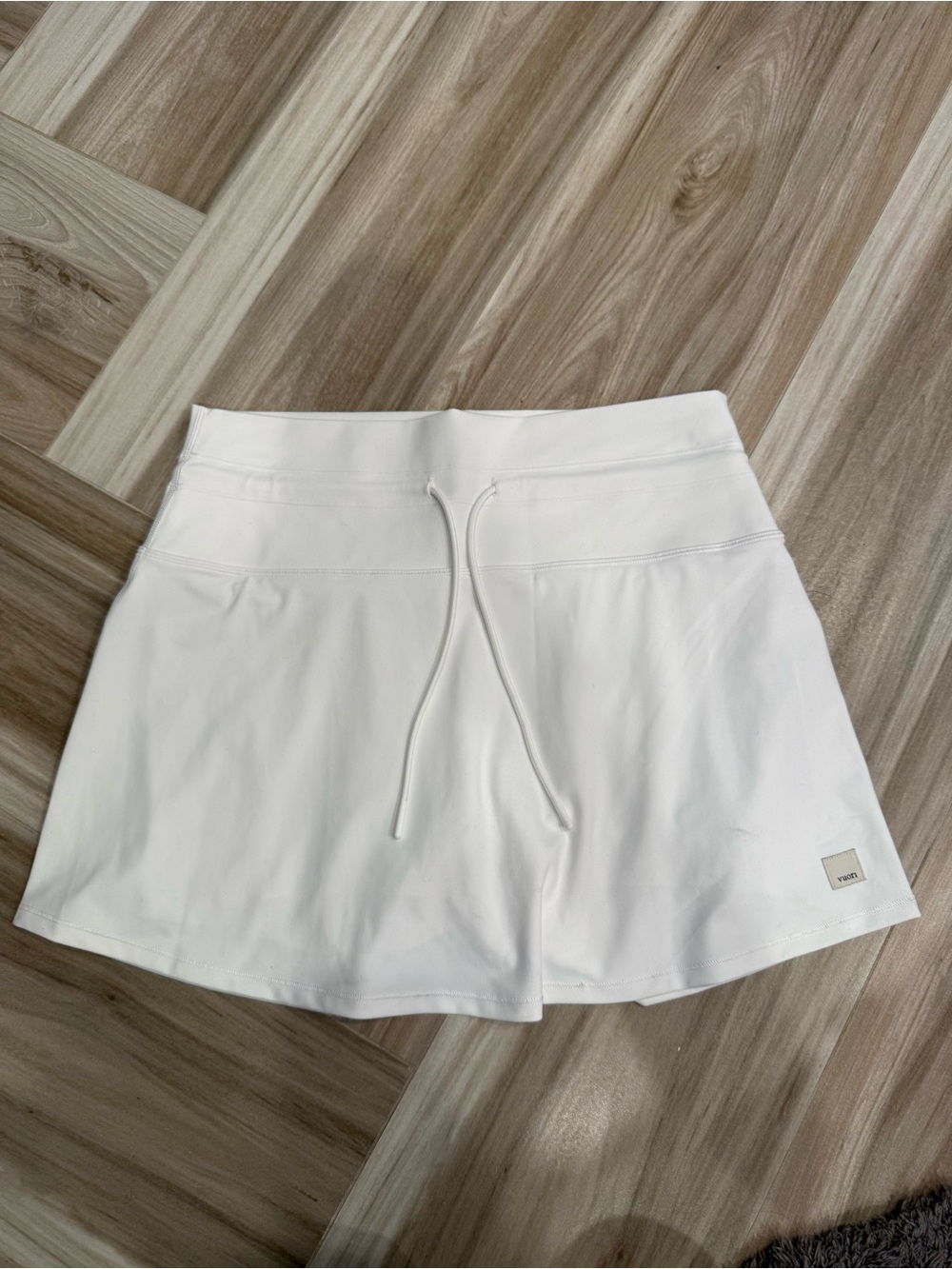 Vuori Women’s daily skirt 14”